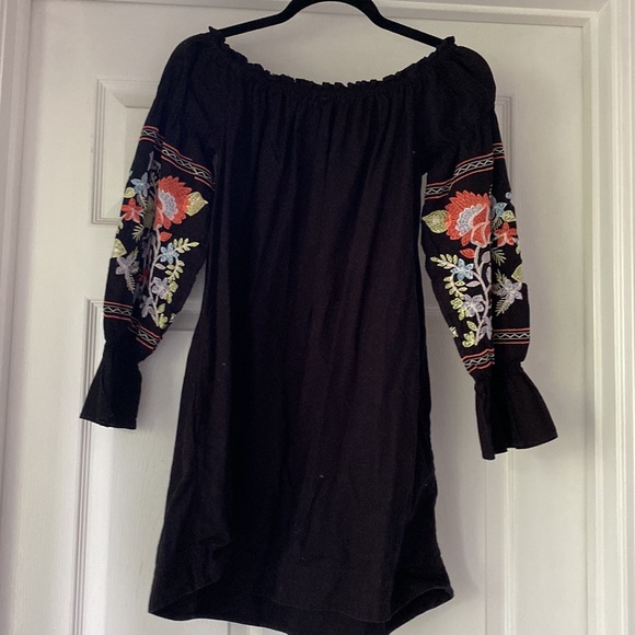 Free People |  Fleur Du Jour Embroidered Off-Shoulder Dress | Small - Picture 12 of 16